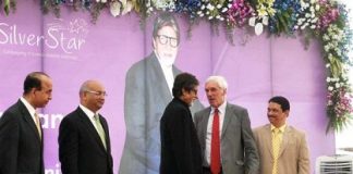 Amitabh Bachchan thanks fans via Twitter