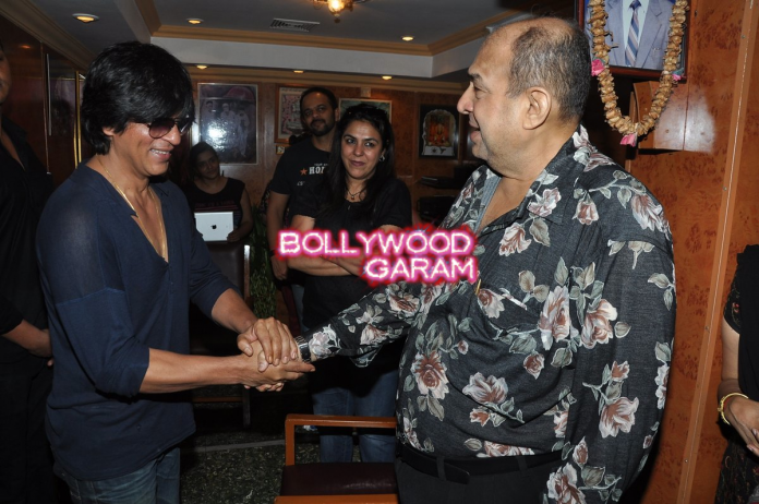 Shahrukh Khan Gaiety Bandra-2