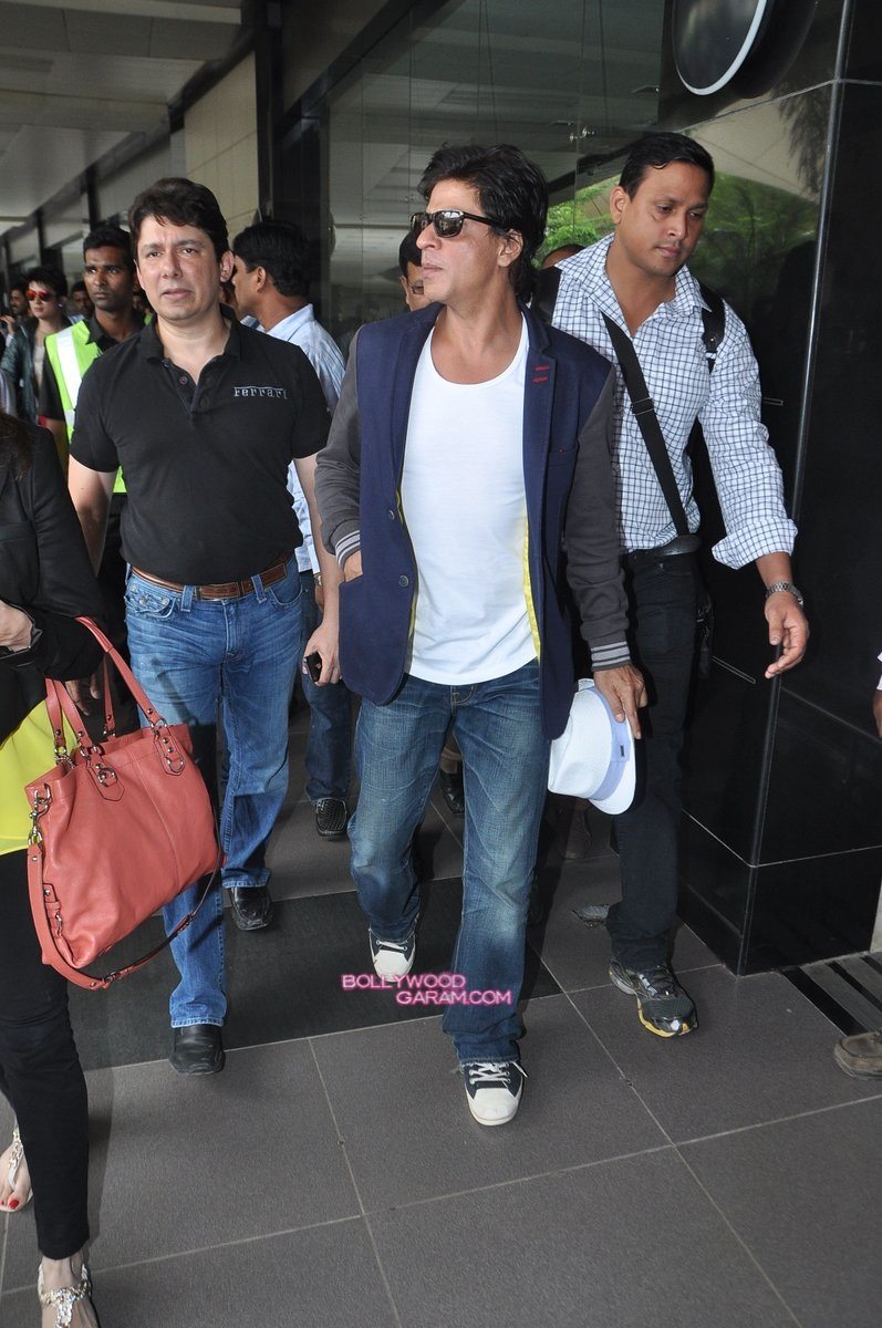 SRK Madhuri and Jacqueline at airport-2