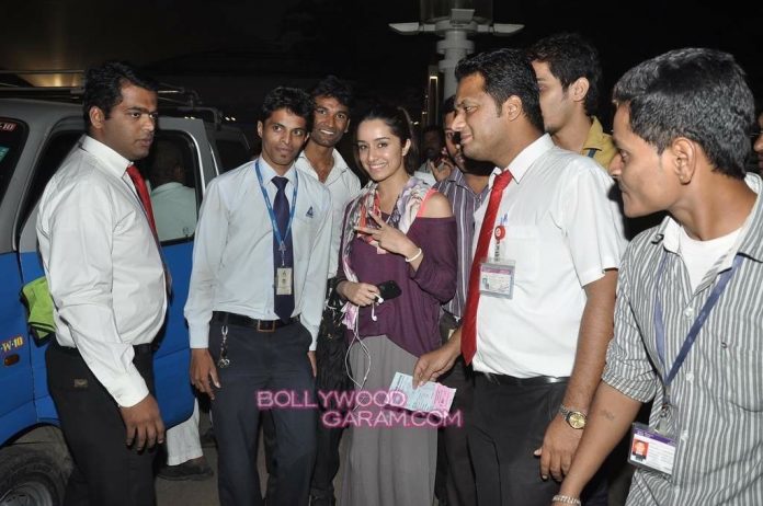 Shraddha Kapoor airport-1