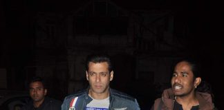 Salman Khan snapped auditioning struggling street singer – Photos