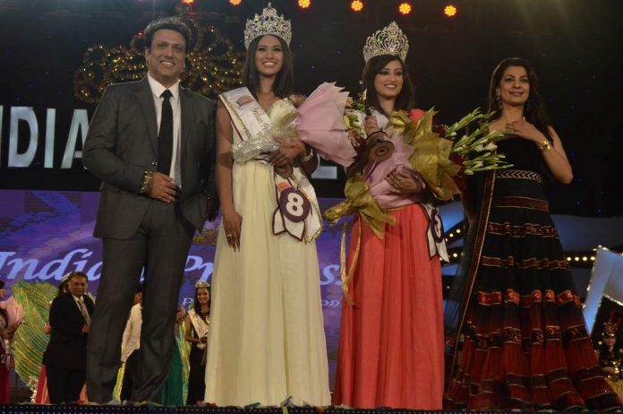 Govinda and Juhi at pageant (3)