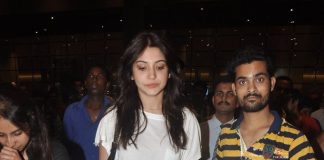 Anushka Sharma and Rahul Bose at Mumbai airport – Photos
