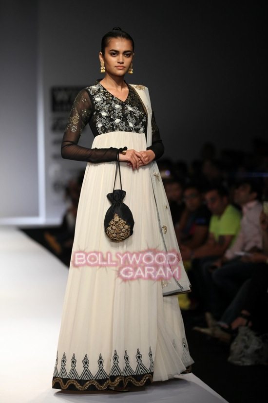 Joy M_WIFW SS 2015_The Music Room collection-1
