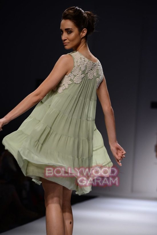 Manish G Florence_WIFW 2015 collection-14