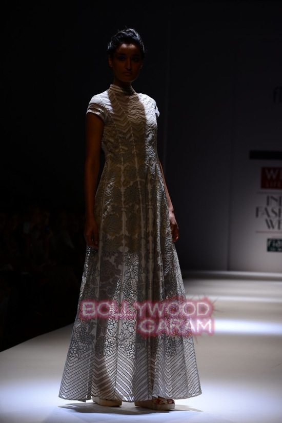 Manish G Florence_WIFW 2015 collection-18