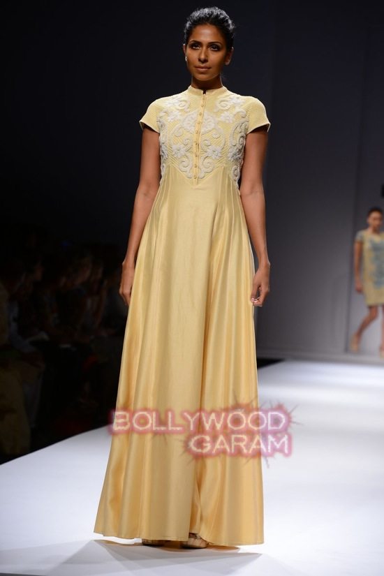 Manish G Florence_WIFW 2015 collection-5