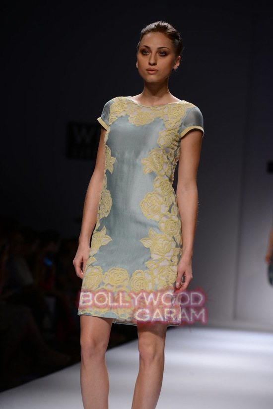 Manish G Florence_WIFW 2015 collection-6