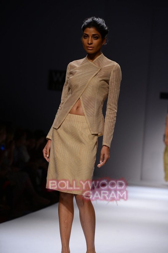 Manish G Florence_WIFW 2015 collection-9
