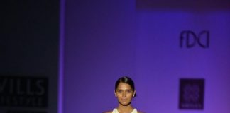 Wills Lifestyle India Fashion Week 2015 photos – Designs by Viral, Ashish and Vikrant on Day 2