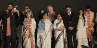 Amitabh Bachchan, Jaya Bachchan and Aishwarya Rai inaugurate 20th Kolkata International Film Festival – Photos