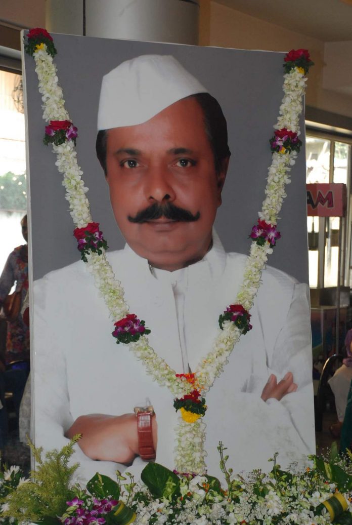 Sadashiv amrapurkar prayer meet