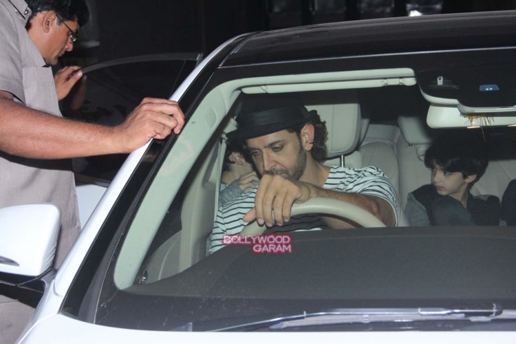 Hrithik with sons2