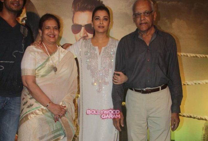 jazbaa screening18