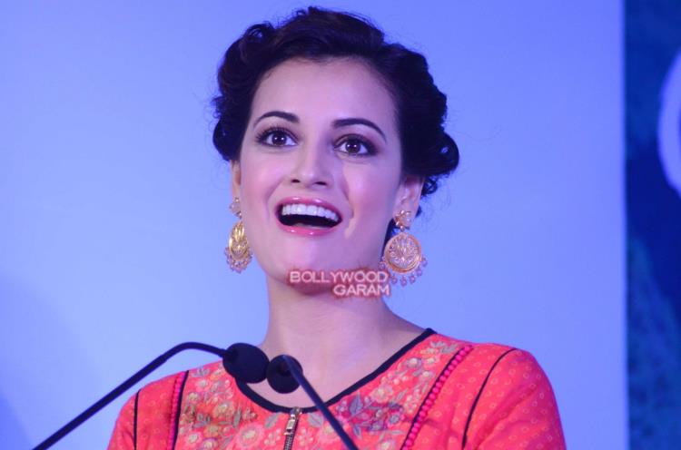 Dia mirza channel5