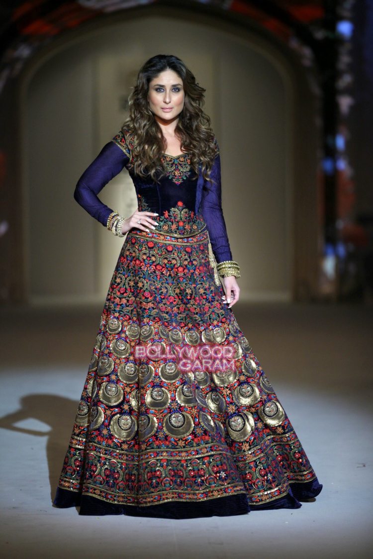 LFW kareena 1