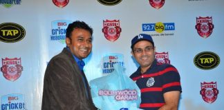 Virender Sehwag interacts with winners of Big Catch contest