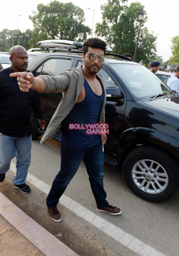 Arjun kapoor road safety2