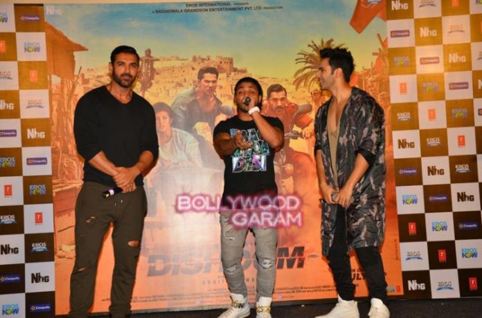 Dishoom with fans1