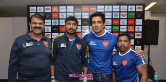 Sunny Leone and Sonu Sood grace Pro-Kabaddi match