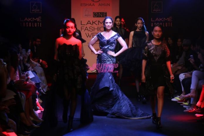 LFW Lara dutta4