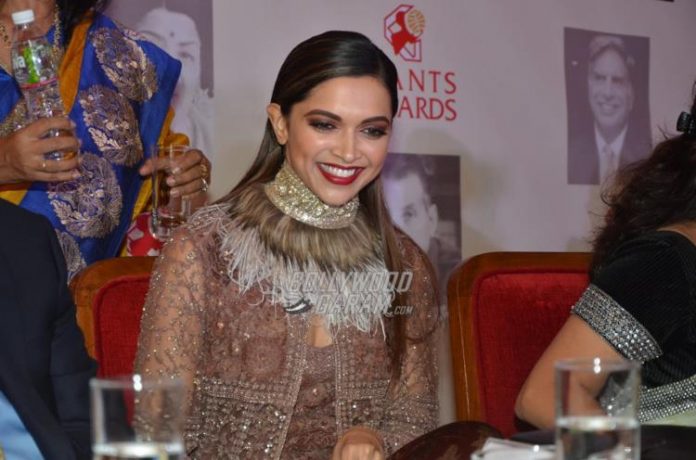 deepika-award1