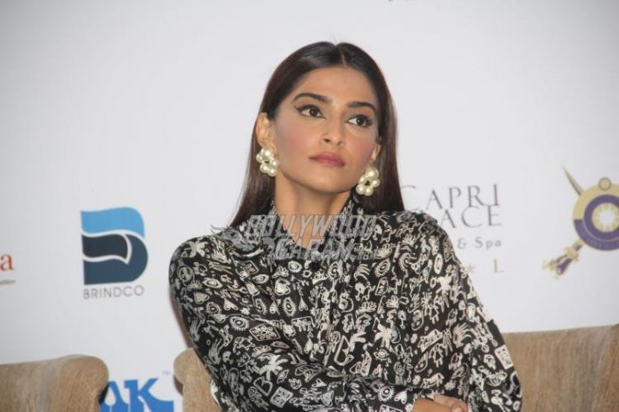 sonam-fight-hunger2