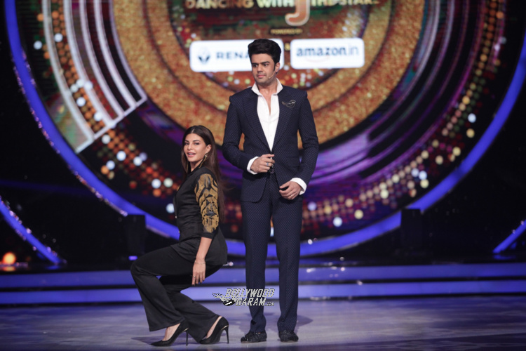 06-fun-moments-of-judges-and-host-on-the-set-of-jhalak-dikhhla-jaa-6