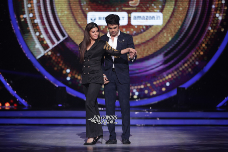 09-fun-moments-of-judges-and-host-on-the-set-of-jhalak-dikhhla-jaa-9