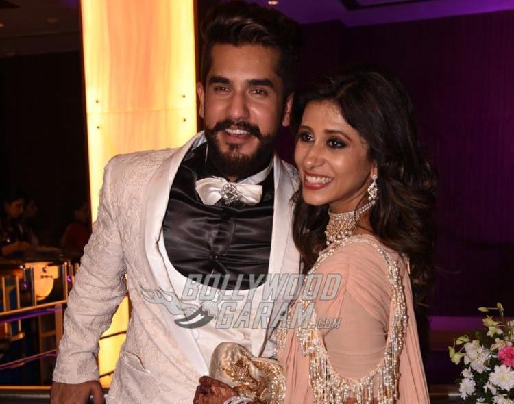 Whoops! Kishwer Merchant and Sherry Shroff wore the same outfit for their  wedding | India.com