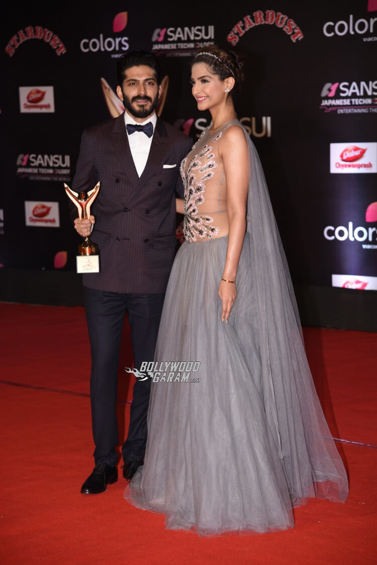 stardust-awards-sonam-harshwardhan-kapoor