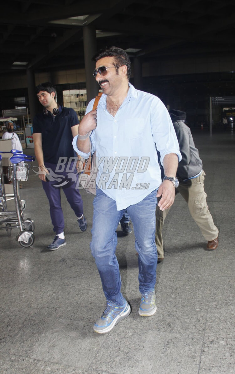 Airport-Fashion-Sunny-Deol-5