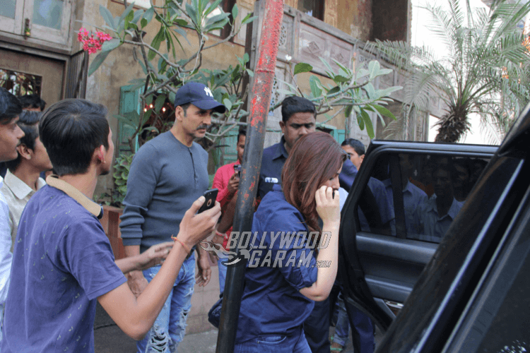 Akshay-Kumar-Twinkle-Family-Lunch-13