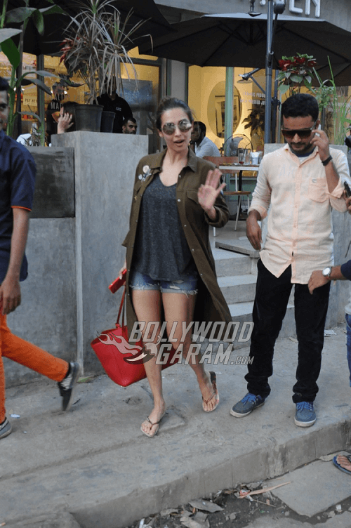 Malaika-Arora-Khan-Bandra-Photos-5