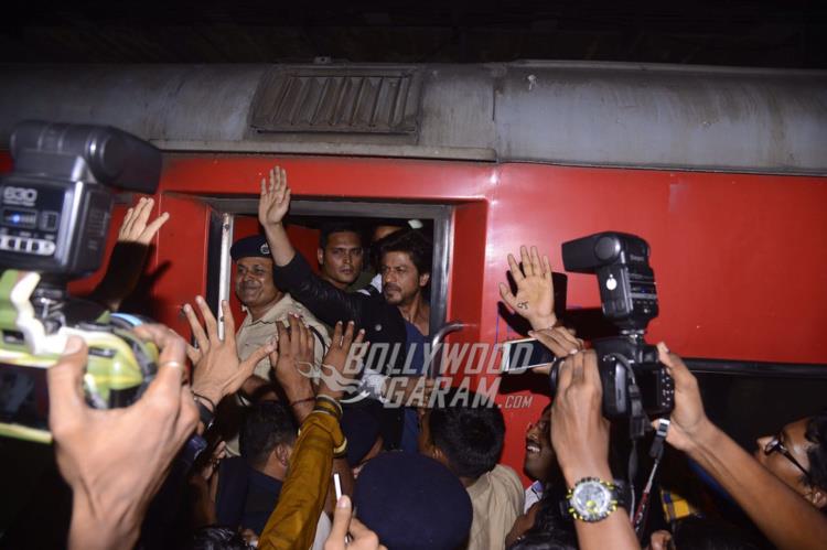 Shahrukh boards train 