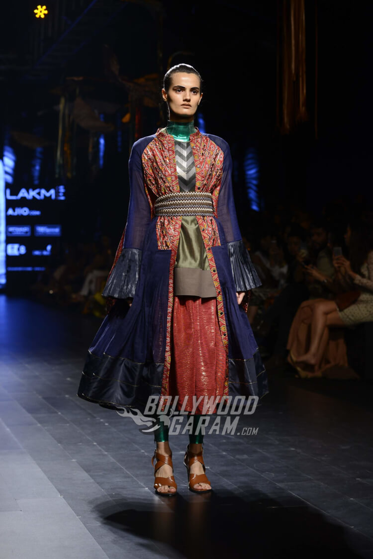 Amit-Aggarwal-Collection-Lakme-Fashion-Week-2017-10