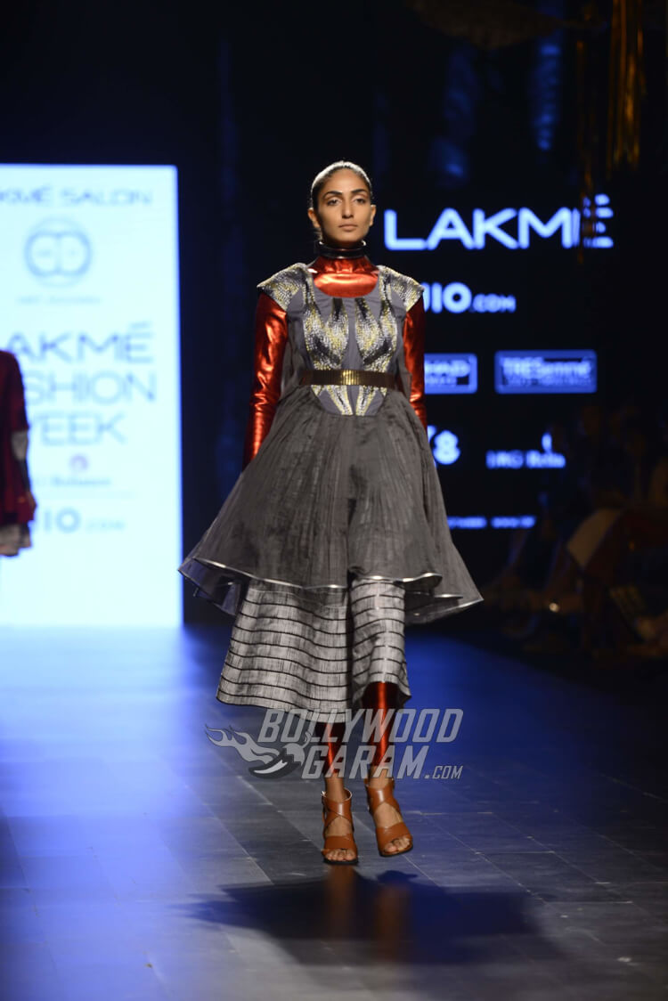Amit-Aggarwal-Collection-Lakme-Fashion-Week-2017-12