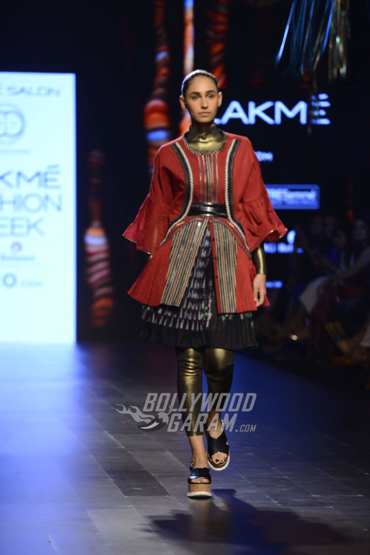 Amit-Aggarwal-Collection-Lakme-Fashion-Week-2017-13