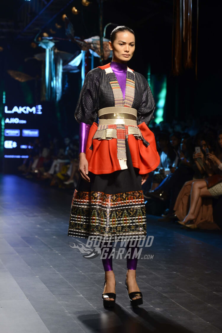 Amit-Aggarwal-Collection-Lakme-Fashion-Week-2017-26