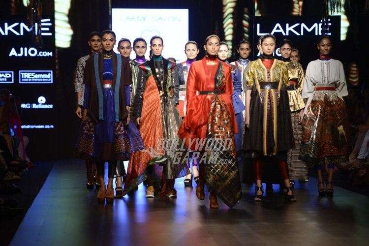 Amit-Aggarwal-Collection-Lakme-Fashion-Week-2017-43