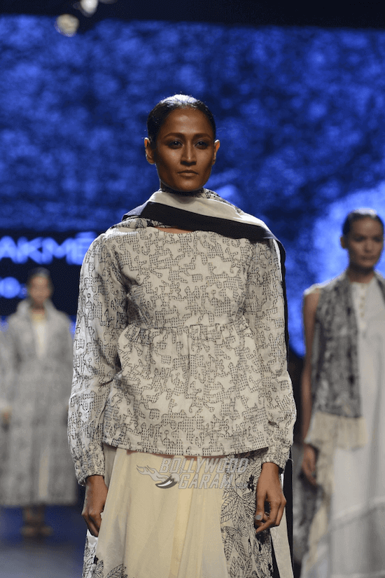 Lakme-fashion-week-2017-Nakita-Singh-Collection-18 (1) (1)