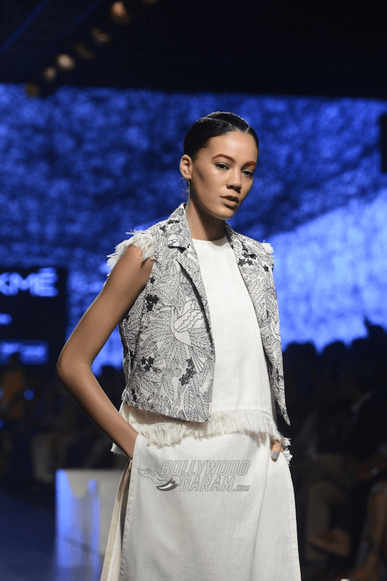 Lakme-fashion-week-2017-Nakita-Singh-Collection-6