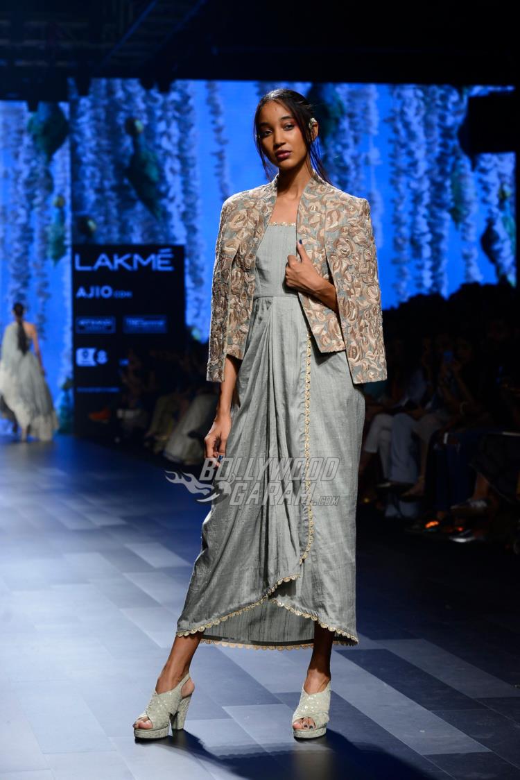 Lakme Fashion Week Summer/Resort 2017 Photos – Nimrat Kaur walks the ...