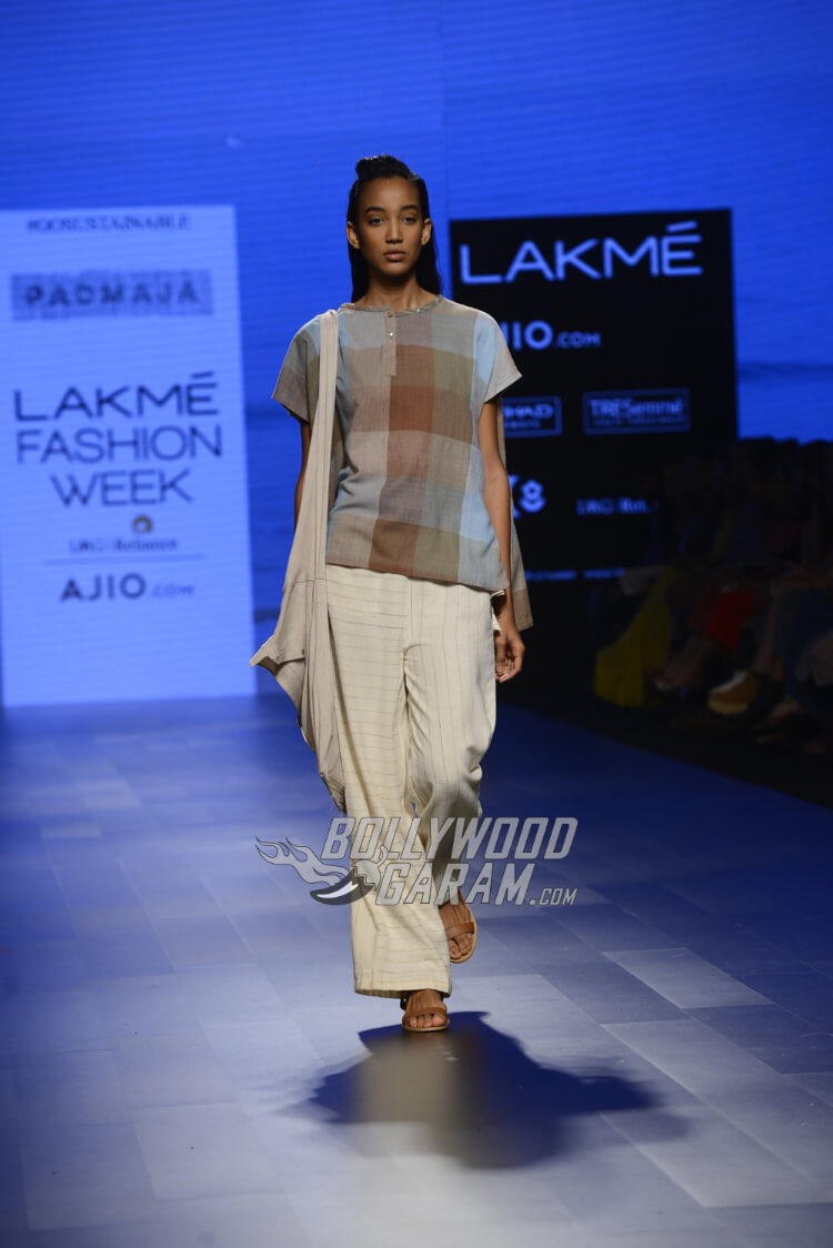 Padmaja-Lakme-fashion-Week-SR-2017-6