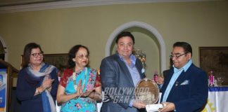 Rishi Kapoor Receives Rotary Shyam Munshi Lifetime Achievement Award – Photos!