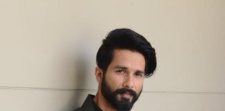 Shahid Kapoor imposes strict no cell phones rule on the sets of Padmavati
