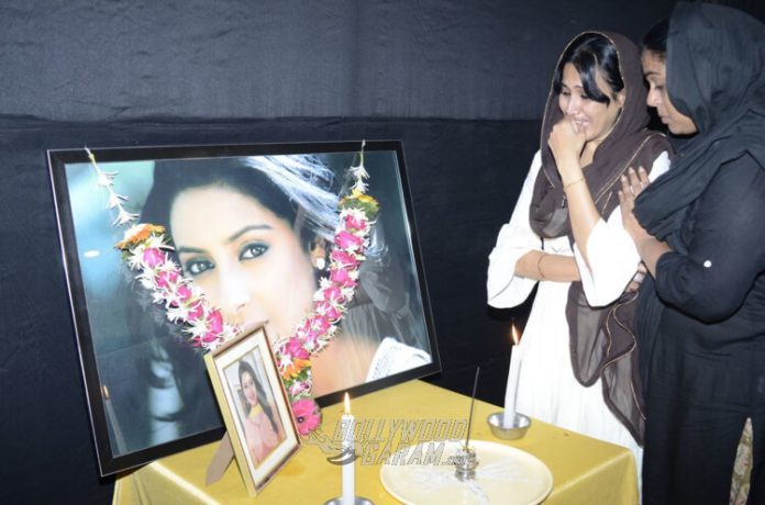 Pratyusha-Banerjee-first-death-anniversary-33