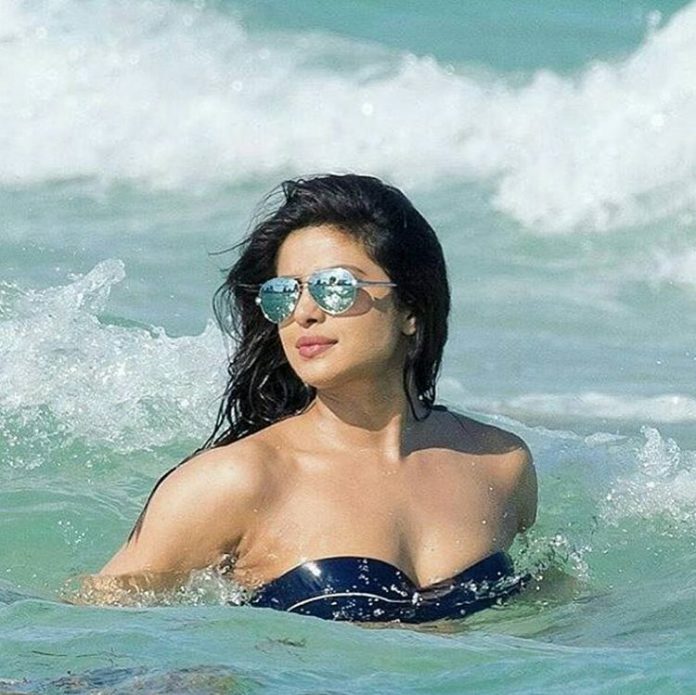 Priyanka-Chopra-Miami-beach