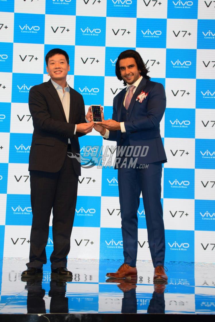 Selfie king: Ranveer Singh launches Vivo V7+ (and his new look) - Rediff.com