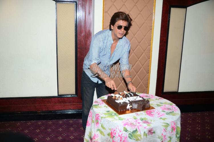 Shah Rukh Khan, the King of Hearts: I read every letter sent to me on my  birthday - India Today